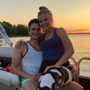 Meet your Posher, Brooke